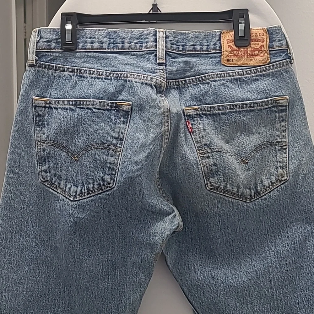Levi's Men's Faded Blue Bootcut Jeans